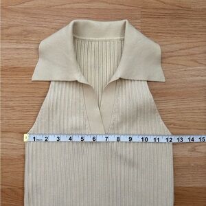 Cream Sleeveless Collared Top